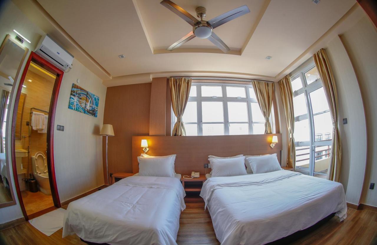 Three Inn Hulhumalé Extérieur photo