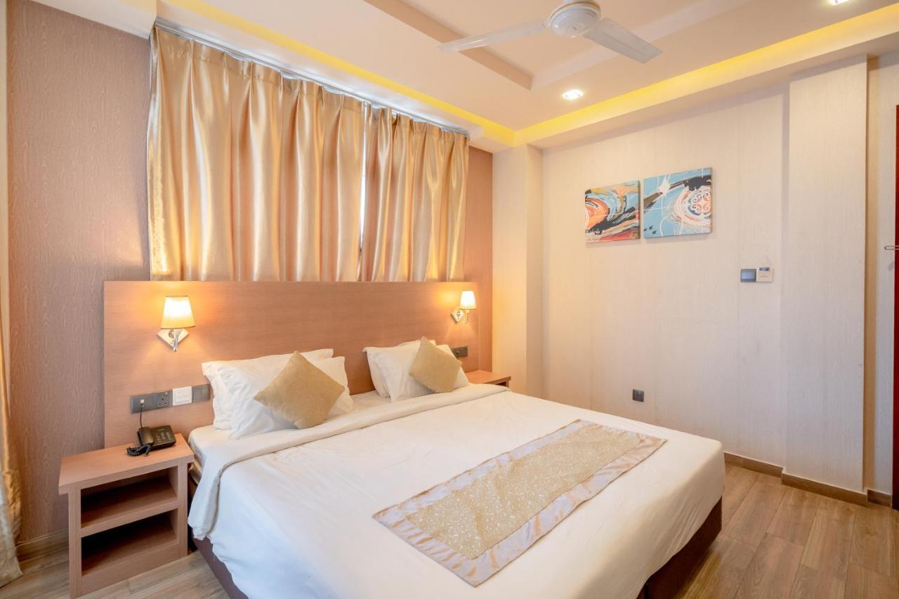 Three Inn Hulhumalé Extérieur photo