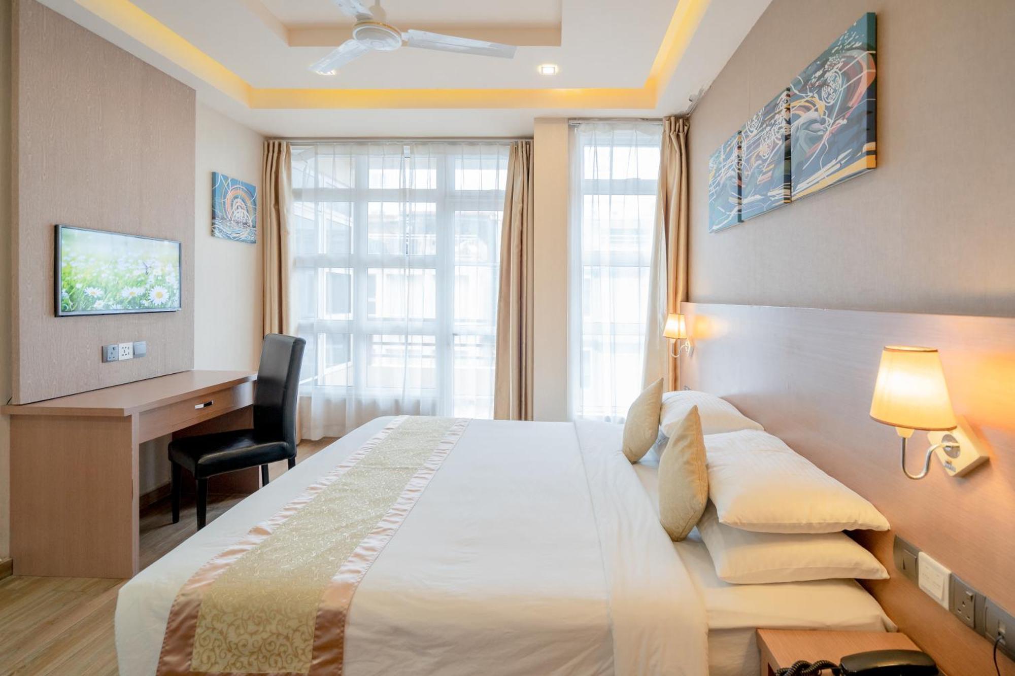 Three Inn Hulhumalé Extérieur photo