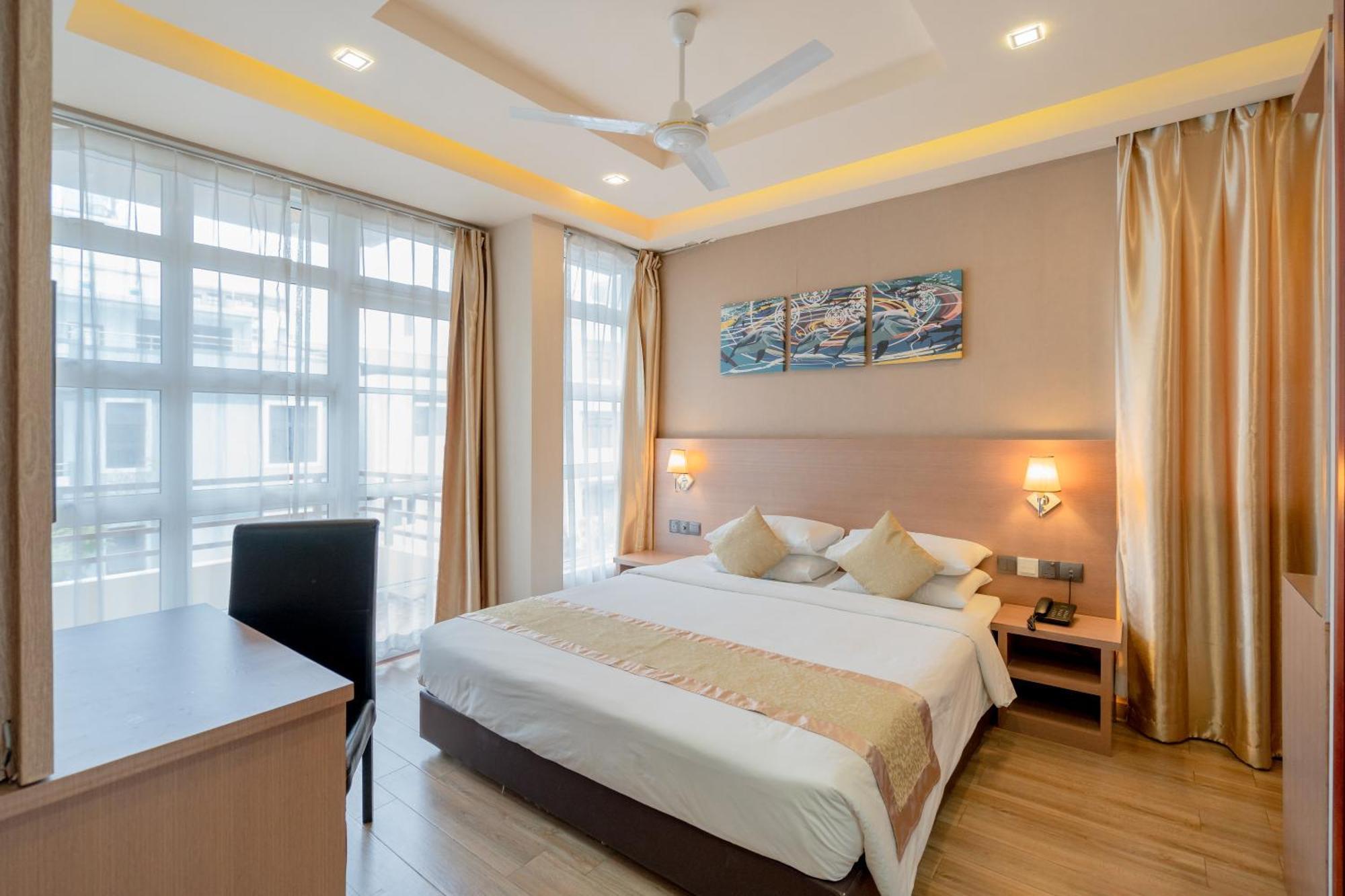 Three Inn Hulhumalé Extérieur photo