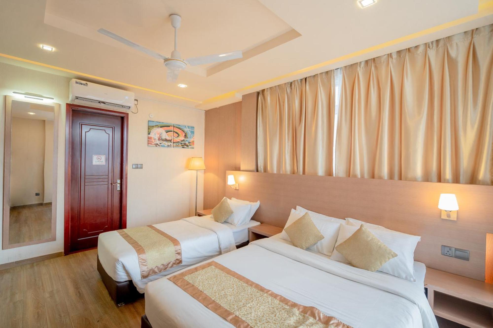 Three Inn Hulhumalé Extérieur photo